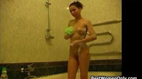 Russian Stepdad Gives Bath Fucks Stepdaughter