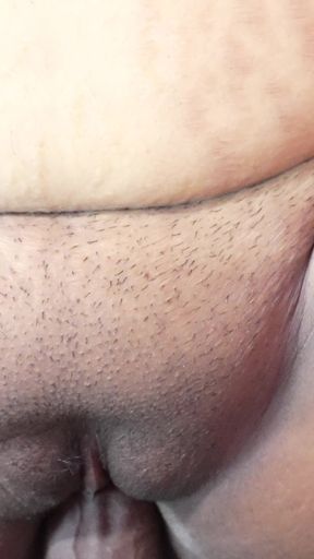 A Stepbrother Saw His Stepsister Naked-without Any Clothes