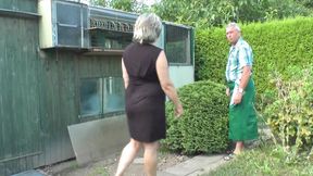 Neighbor's Wife Gets Plowed Hard as Hell in Public Green Space