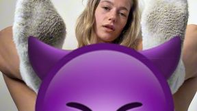 Which one stole your attention...my filthy fuzzy soles or my pussy when it squirts?