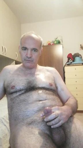 My Body Is Full of Oil and I Fuck the Glass with My Big Cock