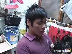 Latin Twink Piss and Raw Threesome