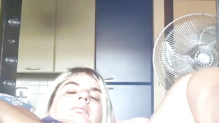 Hot Brunette MILF Michelle Loves Giving Blowjobs And Gets A Facial Load