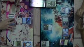 Oriental bombado idoso.