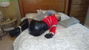 Tightly bound & gagged futile hops to escape (WMV HD 8000kbps)