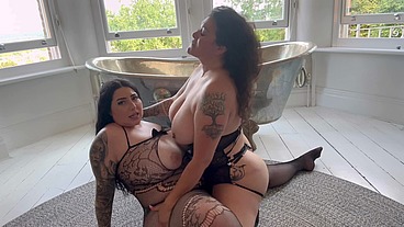BIG BOOTY LESBIAN LOVERS DUNKEN HINA AND MADDSION BLACK