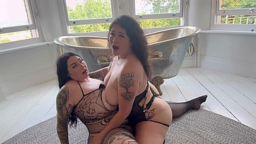 BIG BOOTY LESBIAN LOVERS DUNKEN HINA AND MADDSION BLACK