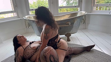 BIG BOOTY LESBIAN LOVERS DUNKEN HINA AND MADDSION BLACK