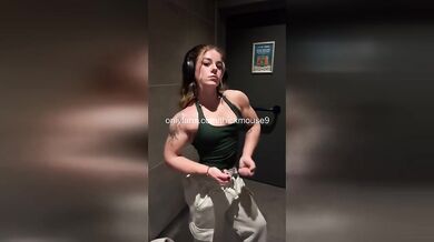 TikTok Live Teen’s Tight Pussy Stretched by Huge Cock