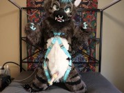 Fursuiter cums using venus 2000