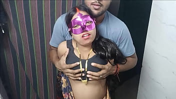 Big Tits Indian Housewife Fucked In Saree Boobs Bouncing Up and Down