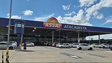 Aconteceu no supermercado - Pregadora que estava pregando a palavra no supermercado acabou sendo fodida por um cliente, ela caiu em tenta&ccedil_&atilde_o e depois se arrependeu