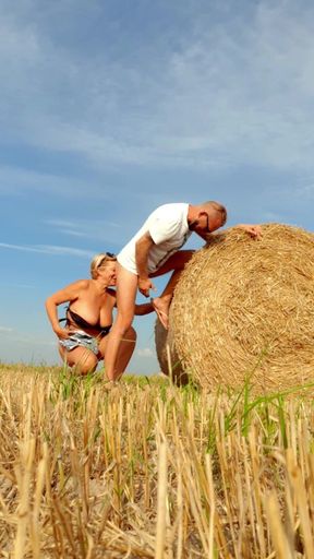 Doing Kuni in the Field to My Stepmother