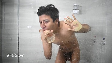 DELICIOUS MASTURBATION IN THE BATHROOM