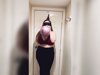 accidental heart confetti pop