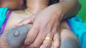 Sandra Hot Bhabhi Brust Scene No. 1