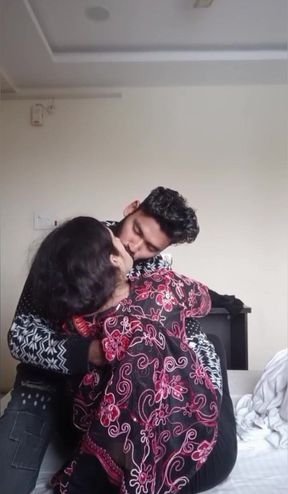 My Hot Indian Girlfriend Fuck in First Time in My Friend House Hot Indian Girl 18+ Sexy - Full Hindi Audio