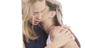 ”Four young travellers end up lesbian scissoring to orgasm”