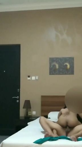 Unforgettable moment from &quot;Indonesian sex in hotel&quot;