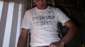 2088 salope dosee en basket et jock par un mec de cite tbmcette salope se ...