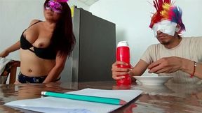 cuidandera muestra culo a su novio