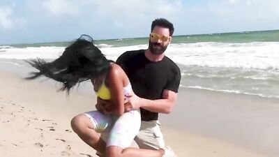 Bubble butt ebony angel was picked up on a beach for hot interracial sex