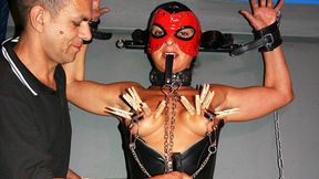Raunchy masking, ripped physique, mature seductress unleashes taboo desires