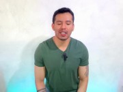 Despachador de una gasolineria me ofrece su culo y lo preño con mis 20cm de verga a pelo! Relato