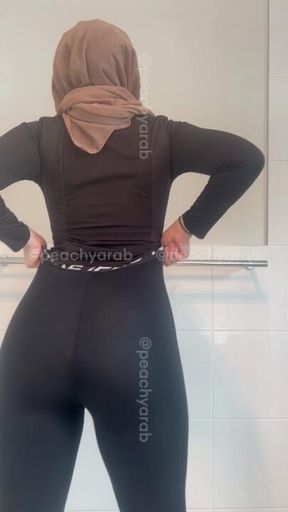 Thick Hijabi teasing you in Nike Pro Leggings $10 only