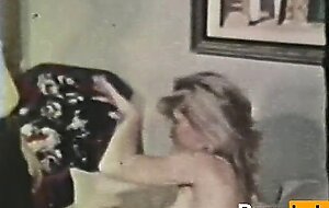 Peepshow Loops 341 1970's - Scene 2