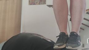 HARD SNEAKER TRAMPLE STAND & JUMP ON SLAVE BODY & FACE