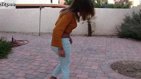 jade janzten pissing her tight jeans omorashi