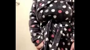 Tetona mostrando todo