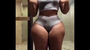 Mulata e suas curvas