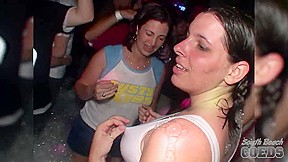 Girls Flashing Their Tits at a Foam Party - SouthBeachCoeds
