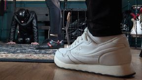 GOLDEN WHIP : SMELL MY SMELLY SOCKS