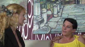 The milf invites her friend to erotically satisfy her lover in threesome - 4
