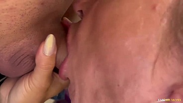 Compilado de garganta profunda da MILF loira gostosa