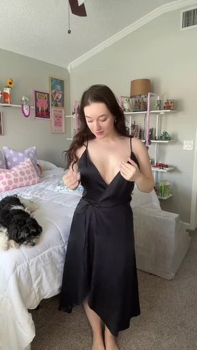 Foot fetishist gets a handjob from POV angle