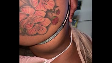 Str8rich fuck hot Ebony girl on a moving box