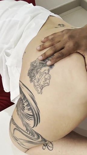 Tratamento No Penis Enorme Com Enfermeira Clandestina, a Ninfomaniaca Testou De Todas Formas