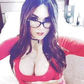 Busty Indian trans in red kaylagirl80