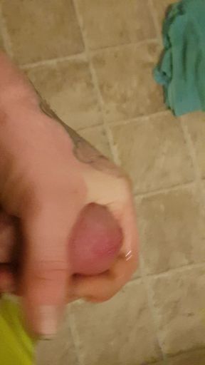 Cumming on the Toilet