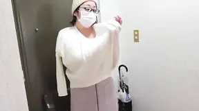 A Married Woman Masturbates with Her Legs Spread