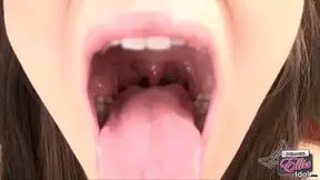 UVULA AND LIPS 720P