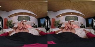UP CLOSE VR All Natural Redhead MILF Skylar Snow Has A Craving For That Big Dick Of Yours POV
