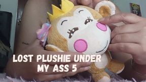 Lost plushie under my ass 5