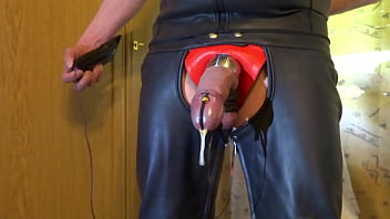 E-stim - electro cum milking