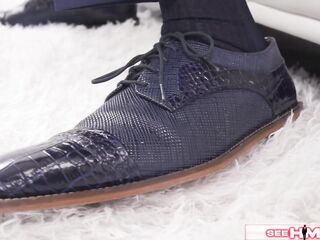 Well-Hung DILF Richard Mann Gets A Impure Rimjob From Harley King!