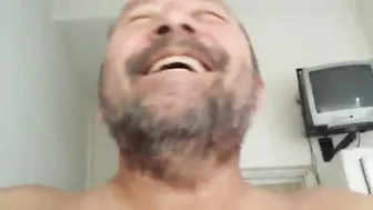 Silver daddy bear passionately fucks his younger cub in raw amateur session